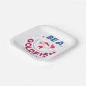 Ted Lasso | Be A Goldfish ペーパープレート (傾斜あり)