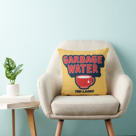 Ted Lasso | Garbage Water Tea Graphic クッション (椅子)