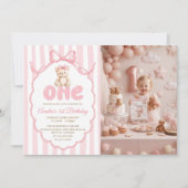 Teddy Bear Girls Pink Bow Stripes 1st Birthday 招待状 (正面)