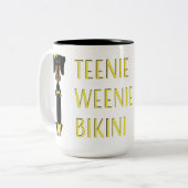 Teenieのウインナソーセージのビキニのダックスフント ツートーンマグカップ (正面左)