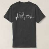 Teeth Heartbeat Megalodon Tooth Hunter Shark Fossi Tシャツ (デザイン正面)