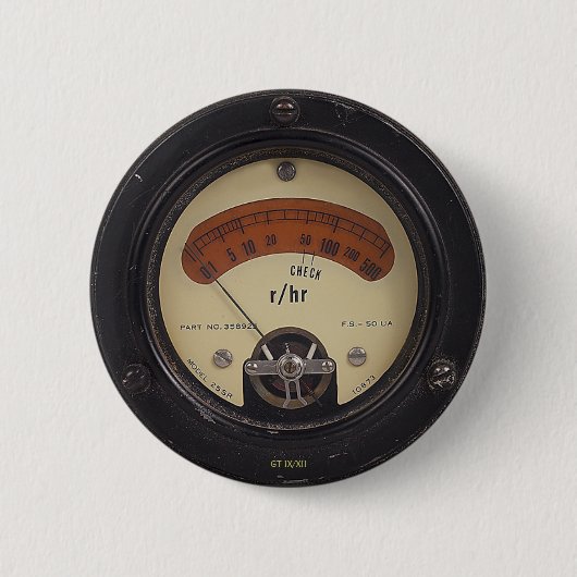 Temple's Raytheometer Pin教授の 缶バッジ (正面)