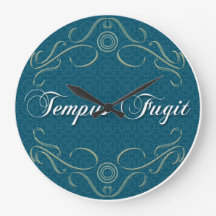 Tempus Fugitの円形の時計