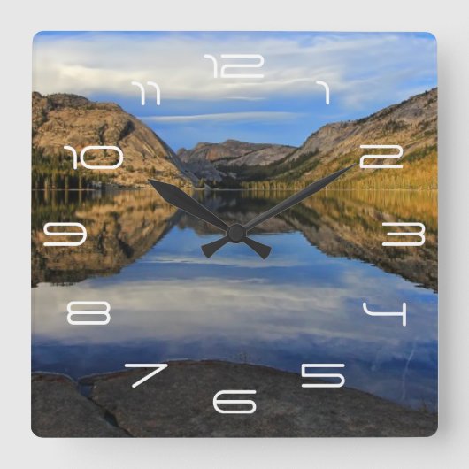 Tenaya湖の反射 スクエア壁時計 (正面)