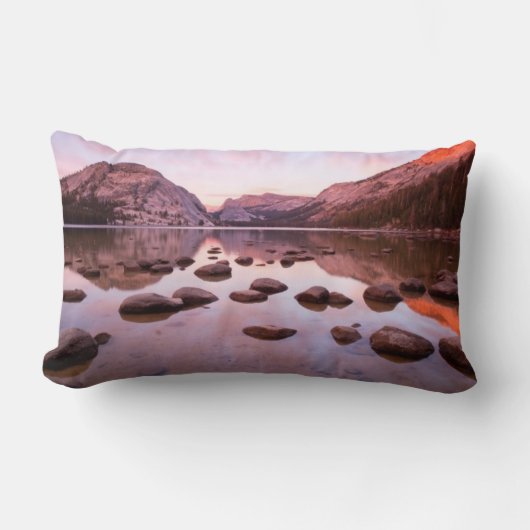 Tenaya湖 ランバークッション (正面)