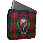 Tennant Scottish Clan Tartan and Crest ラップトップスリーブ (正面右)
