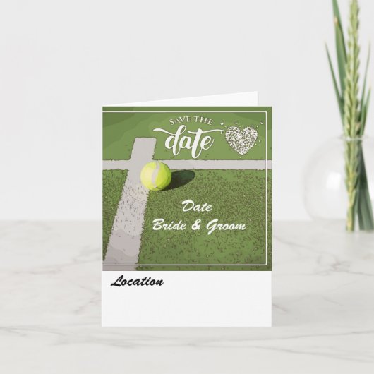 Tennis ball on green with love on green court 招待状 (正面)