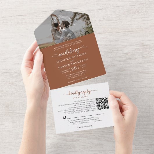 TerracottaエレガントモノグラムQRコード写真結婚s オールインワン招待状 (貼ってはがせる)