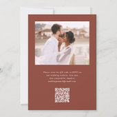 TerracottaエレガントモノグラムQR出欠フォトズ結婚ーズ 招待状 (裏面)