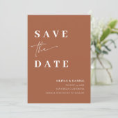 Terracottaミニマルエレガントリストフォト日付の保存 招待状 (スタンド正面)