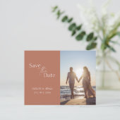 Terracottaモダン写真の結婚式の日付を保存 ポストカード (スタンド正面)
