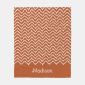 Terracotta Brown Squiggly Chevron Zigzag Pattern フリースブランケット (正面)