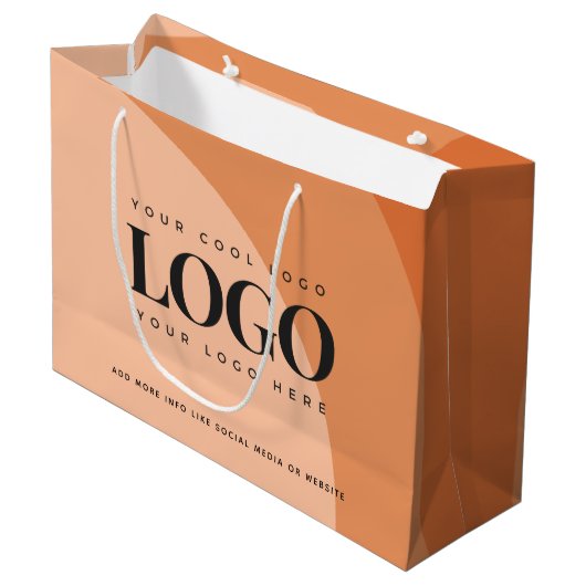 Terracotta Burnt Orangeビジネスロゴの追加 ラージペーパーバッグ (正面アングル)