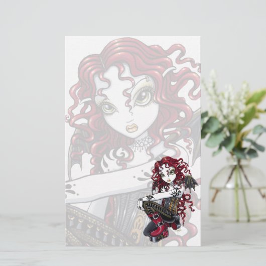 "Terri"のゴシック様式赤いバラの入れ墨の妖精の文房具 便箋 (スタンド正面)