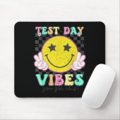 Test Day Vibes You Got This Retro Groovy Testing D マウスパッド (マウス)