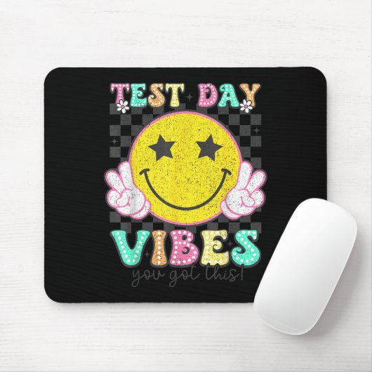 Test Day Vibes You Got This Retro Groovy Testing D マウスパッド (マウス)