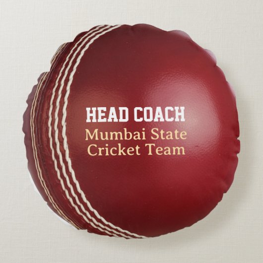Test Match Red Cricket Ball with Custom Text ラウンドクッション (正面)