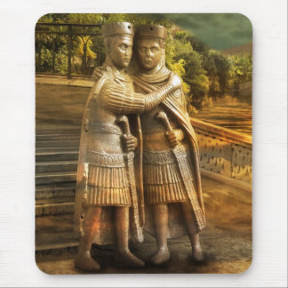 Tetrarchs マウスパッド