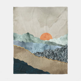 Textured Mountain Layers with Sunset Glow フリースブランケット
