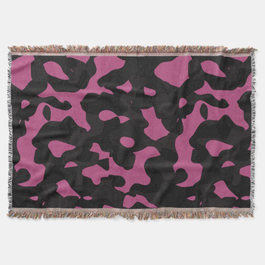  Textured pink and black camo abstract スローブランケット (正面)