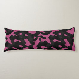 Textured pink and black camo abstract ボディピロー
