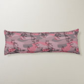 textured pink and mauve Camo abstract ボディピロー (裏面)