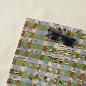 Textured Pointillism Grid Pattern Artwork ビーチタオル (インサイチュ)