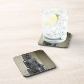 Thからのライオン頭の女神Sekhmetの彫像、 コースター (右側)