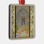 Thからの付き添い人が付いているパビリオンで、着席する女性 メタルオーナメント (右)