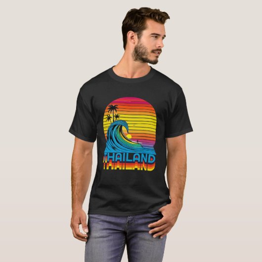 Thailand Retro Throwback Surf & Thai Beach Souveni Tシャツ (正面フル)