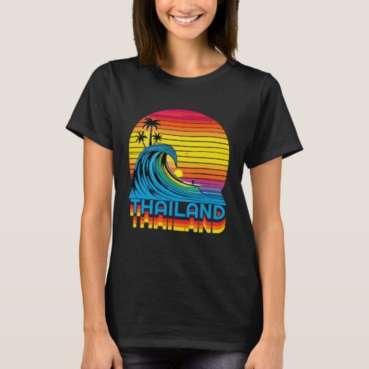 Thailand Retro Throwback Surf & Thai Beach Souveni Tシャツ (正面)