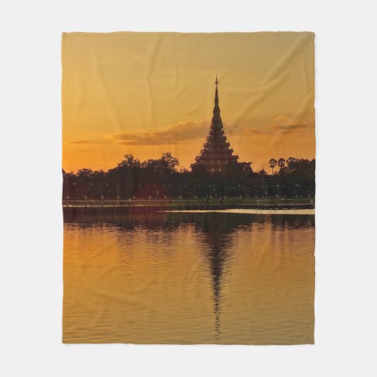 Thailand - sunset in Khon Kaen フリースブランケット (正面)