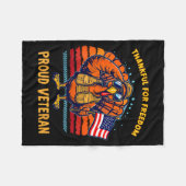 Thankful For Dom Proud Veteran Patriotic Thanksgiv フリースブランケット (正面(横))
