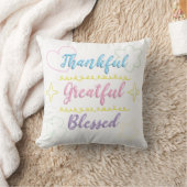 Thankful Grateful Blessed Pillow – Cozy Decor クッション (ブランケット)