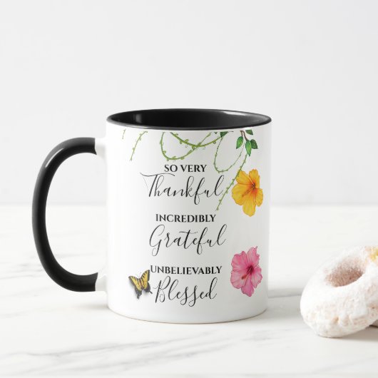 Thankful, Grateful, Blessed Script Nature  マグカップ (ドーナツ)