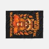 Thankful Grateful Slightly Feral Funny Raccoon Tha フリースブランケット (正面(横))