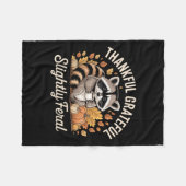 Thankful Grateful Slightly Feral Raccoon Cozy Autu フリースブランケット (正面(横))