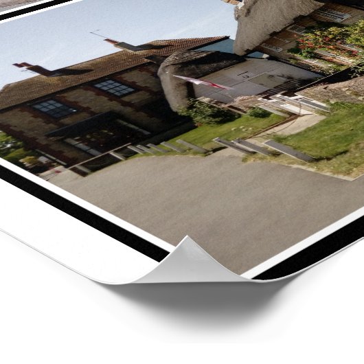 Thatched homes in Selsey. ポスター (角)