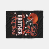 That's My Brother Out There Funny Football Sister フリースブランケット (正面(横))