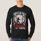 That's My Grandson Out There Baseball Grandma Moth Tシャツ (正面)