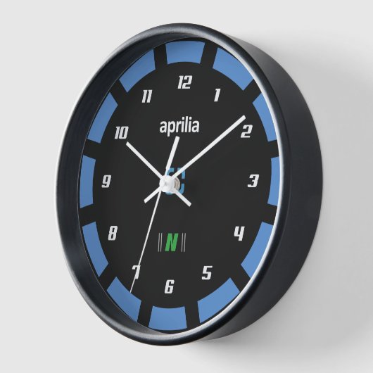 The Aprilia Clock 壁時計 (傾斜)