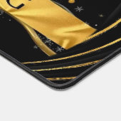 The Auric Cascade: High-Contrast Liquid Gold Achem デスクマット (コーナー)