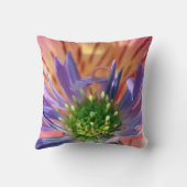 The Awakening Flower Throw Pillow クッション (裏面)