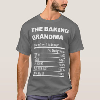 The Baking Grandma funny family reunion gift  Tシャツ