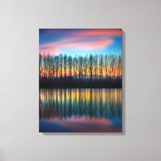 The Bank of the Po | Piedmont Italy キャンバスプリント (正面)