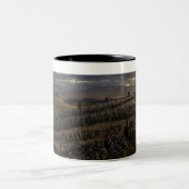 The Battle of the Pelennor Fields ツートーンマグカップ (中央)