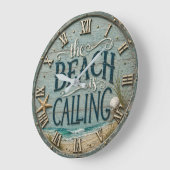 The Beach Is Calling Rustic Beach House Ocean ラージ壁時計 (傾斜)