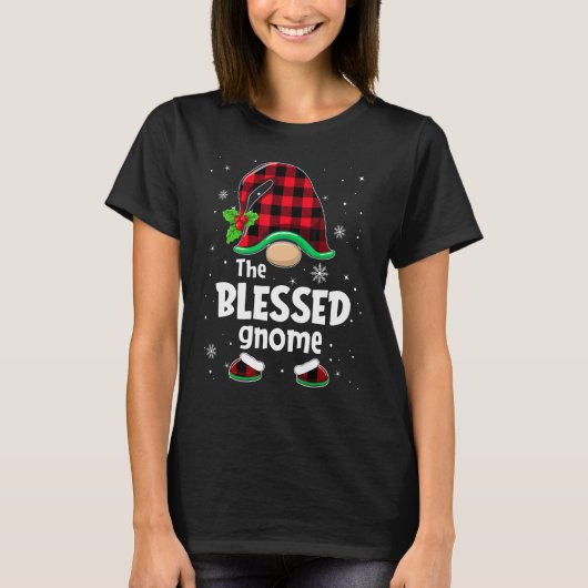 The Blessed Gnome Buffalo Plaid Christmas Matching Tシャツ (正面)