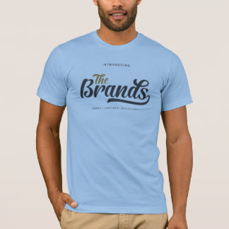 “The Brands”の文字がプリントされた柔らかな Tシャツ