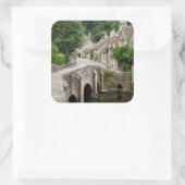 The bridge in Castle Combe, UK squareステッカー スクエアシール (バッグ)